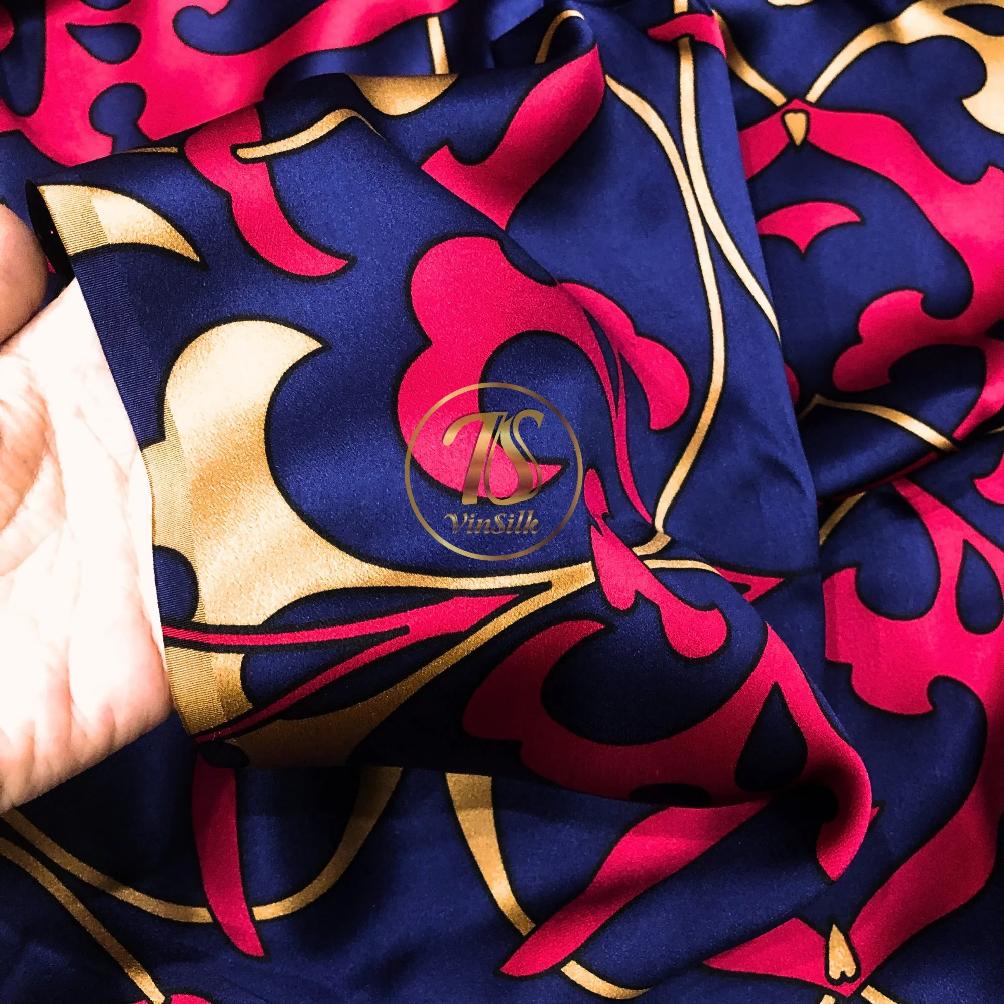 100% PURE MULBERRY SILK fabric by the yard – Floral satin silk fabric – Dress making – Silk for sewing - Gift for women