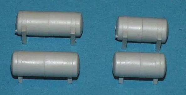 #50125 - Reefer Fuel Tank Set, Long & Short (Pkg. 4)
