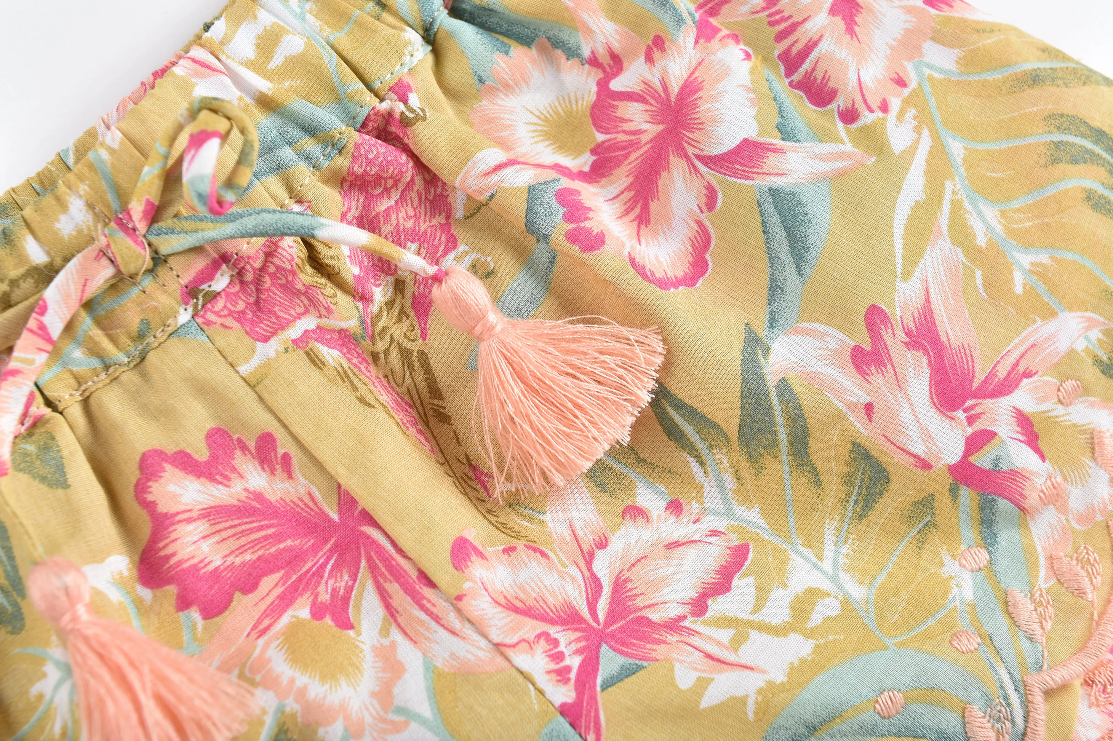 Louise Misha Shorts Vallaloid Soft Honey Parrots