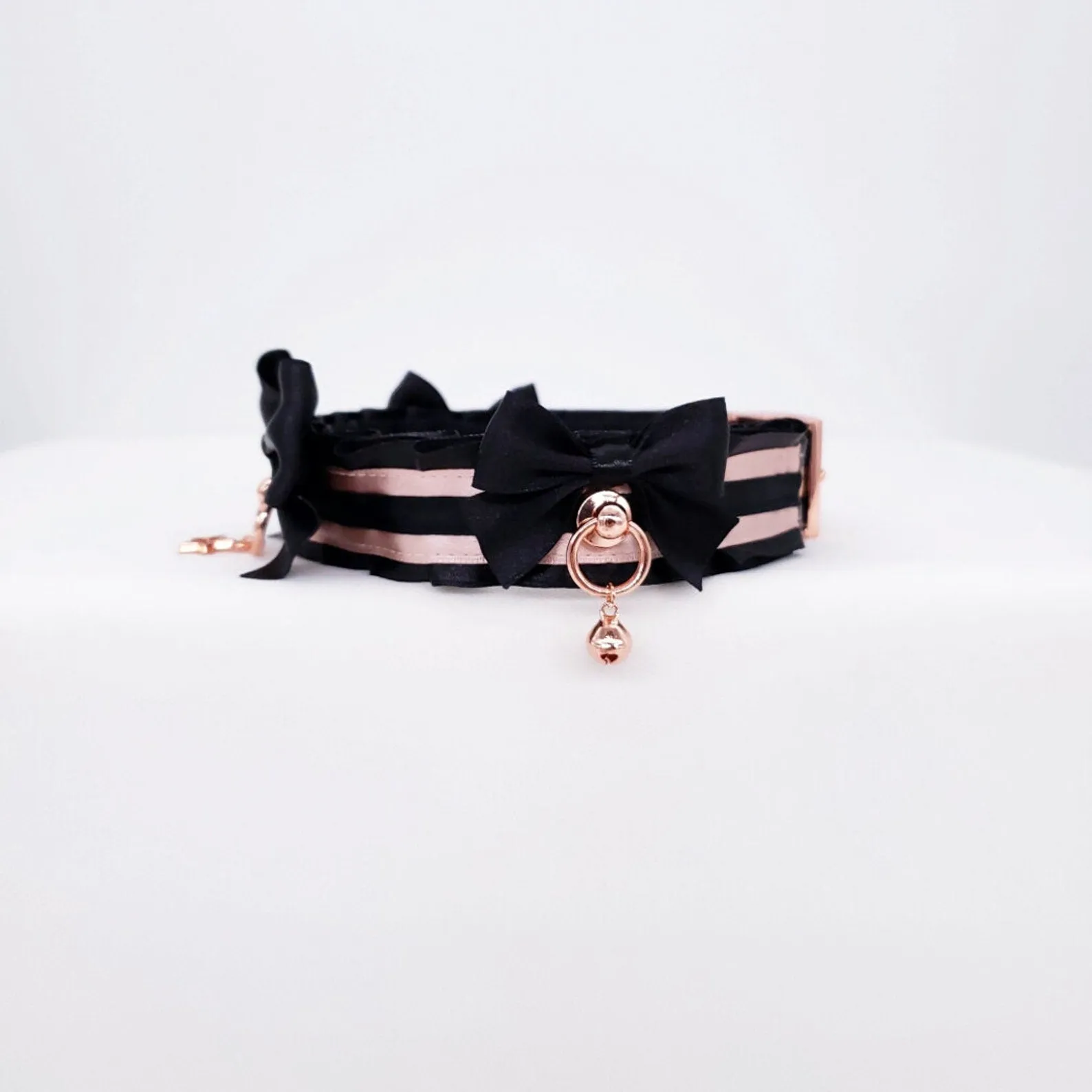 Rose Gold and Black Star Luxury Collar